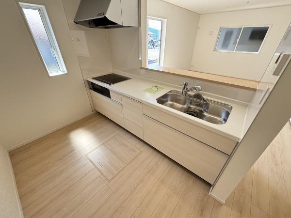 愛荘町山川原第２－１号棟　新築分譲住宅
