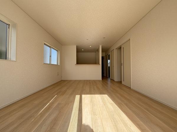 愛荘町山川原第２－２号棟　新築分譲住宅