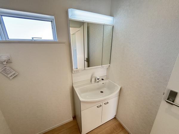 愛荘町山川原第２－２号棟　新築分譲住宅
