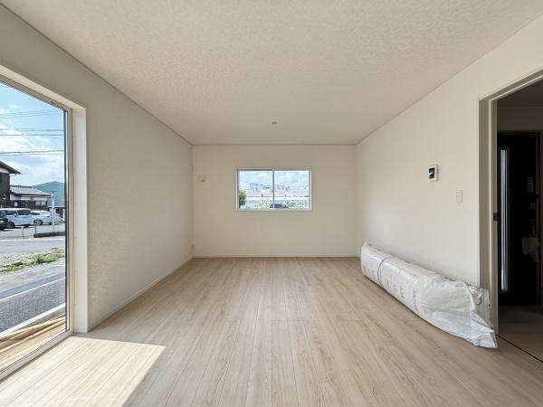愛荘町山川原第２－３号棟　新築分譲住宅