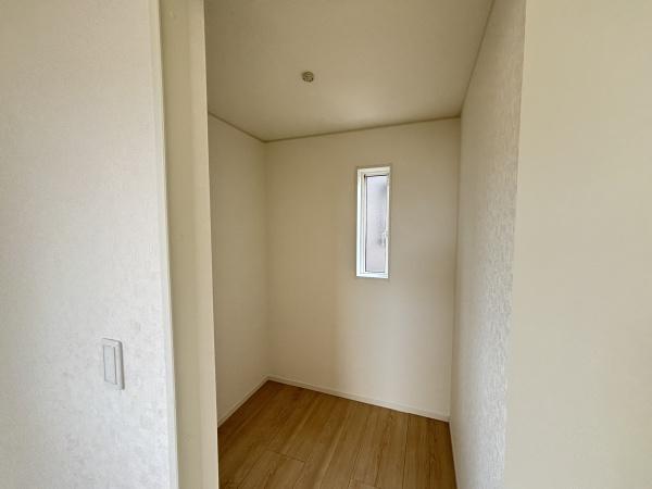 愛荘町山川原第２－４号棟　新築分譲住宅