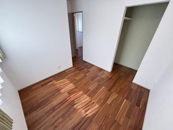 彦根市八坂町　新築分譲住宅