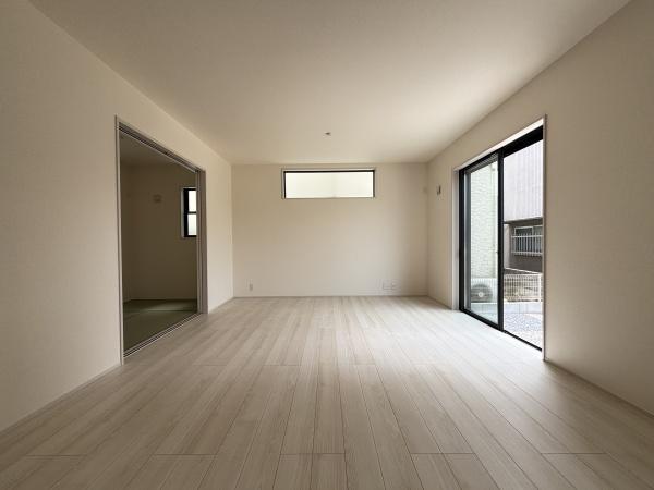 東近江市沖野２丁目４期２号棟　新築分譲住宅