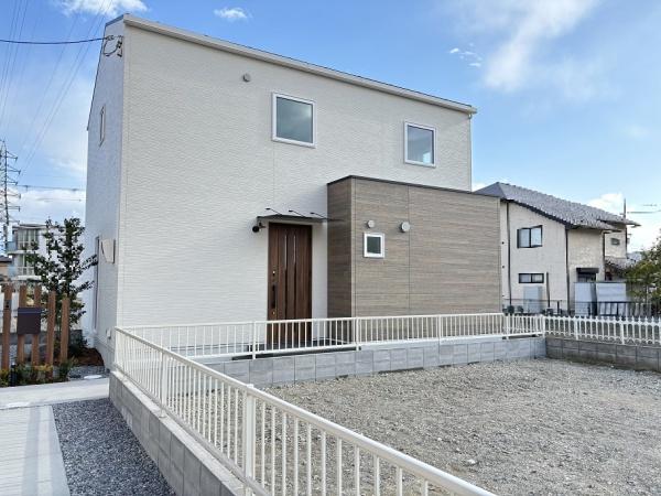 近江八幡市中村町　戸建て分譲住宅