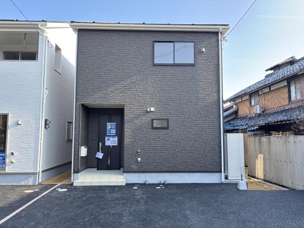 東近江市躰光寺町第２－３号棟　新築分譲住宅