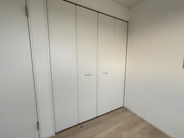 彦根市彦富町第２－１号棟　新築分譲住宅