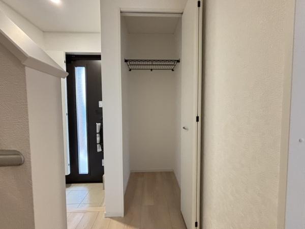 彦根市彦富町第２－１号棟　新築分譲住宅