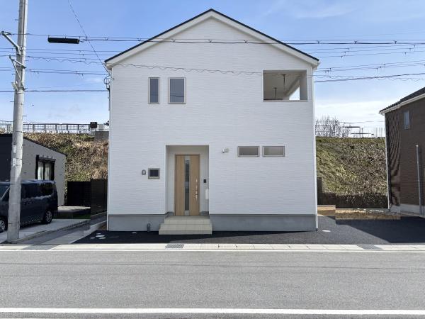 彦根市東沼波町第５－２号棟　新築分譲住宅