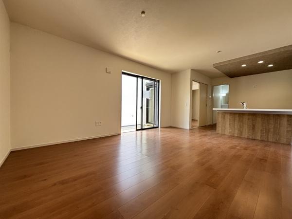彦根市西今町１期２号棟　新築分譲住宅