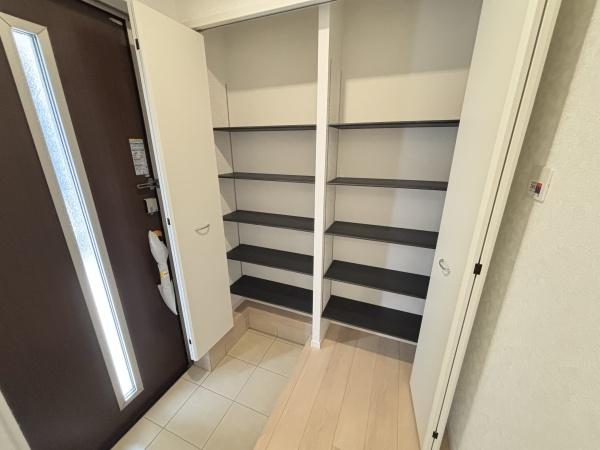 東近江市五個荘簗瀬町２号棟　新築分譲住宅