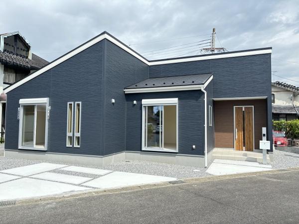 守山市今浜町２期２号棟　新築分譲住宅