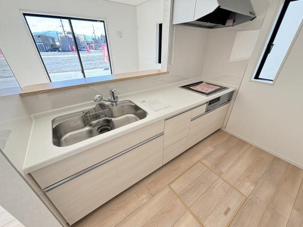 湖南市サイドタウン１号棟　新築分譲住宅