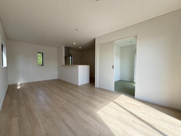 湖南市サイドタウン１号棟　新築分譲住宅
