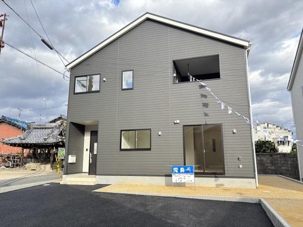 湖南市サイドタウン２号棟　新築分譲住宅