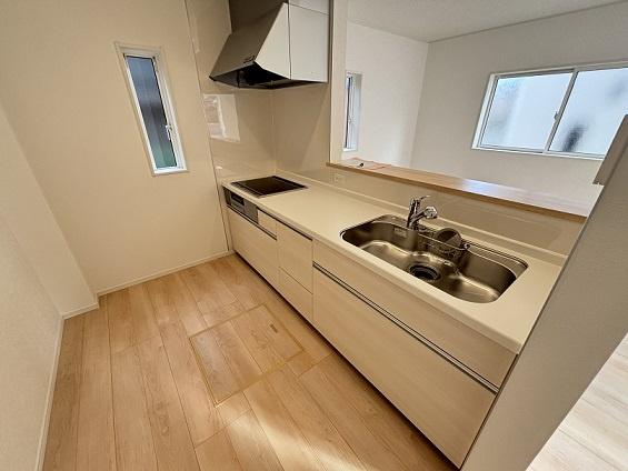 湖南市サイドタウン２号棟　新築分譲住宅