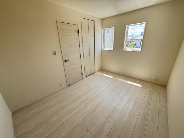 彦根市小泉町６期２号棟　新築分譲住宅