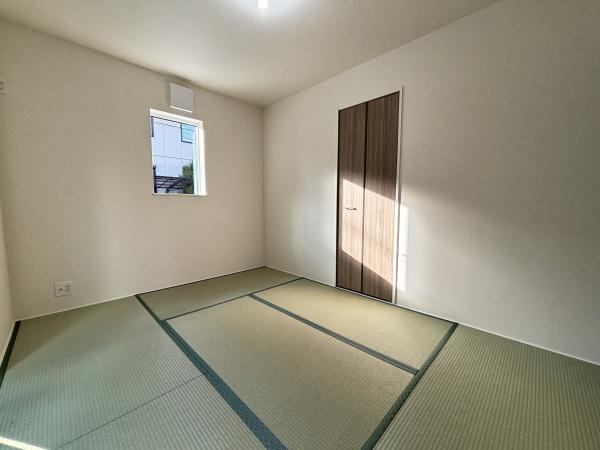栗東市上鈎２４－１期２号棟　新築分譲住宅
