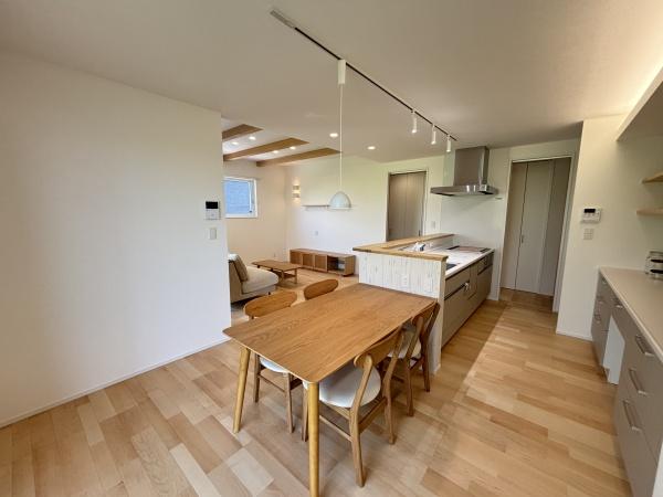 日野町内池　新築分譲住宅