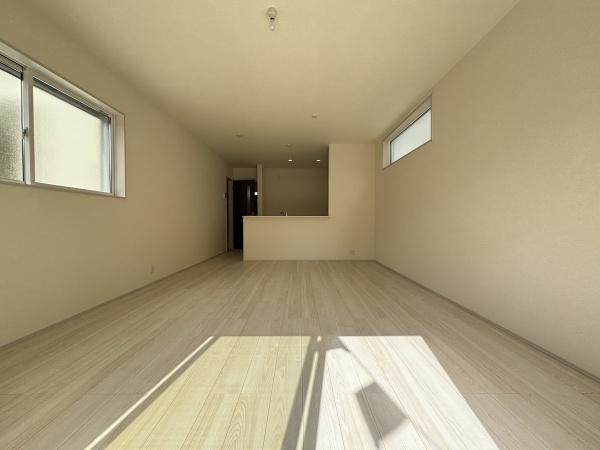 甲賀市甲南町深川２期１号棟　新築分譲住宅