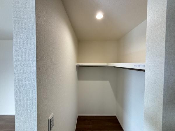 長浜市神照町１６期２号棟　新築分譲住宅