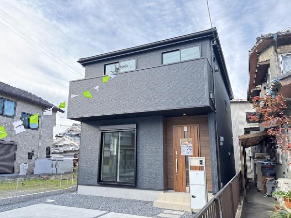 守山市金森町２４-１期２号棟　新築分譲住宅