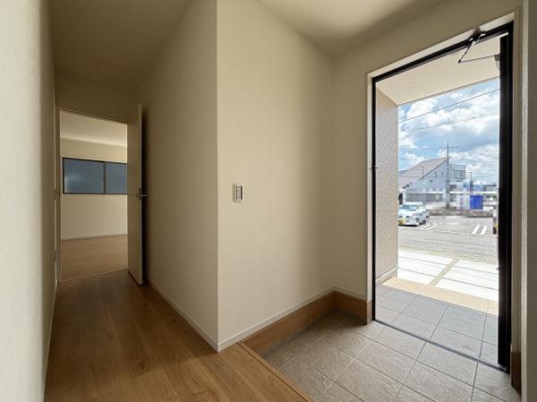 彦根市彦富町１期３号棟　新築分譲住宅