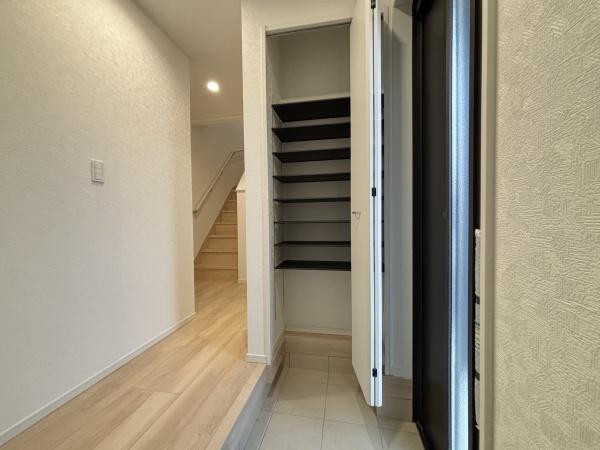 湖南市柑子袋西第１　新築分譲住宅