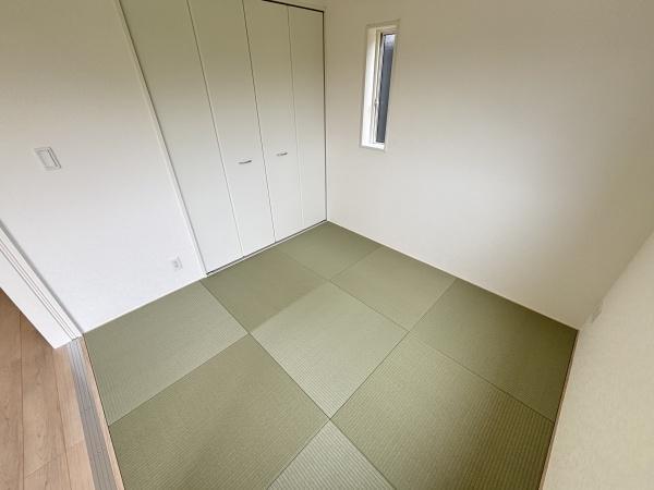 野洲市六条第１－２号棟　新築分譲住宅