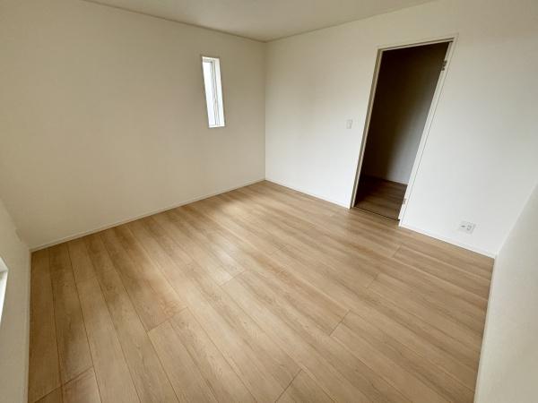 野洲市六条第１－２号棟　新築分譲住宅