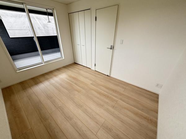 野洲市六条第１－２号棟　新築分譲住宅