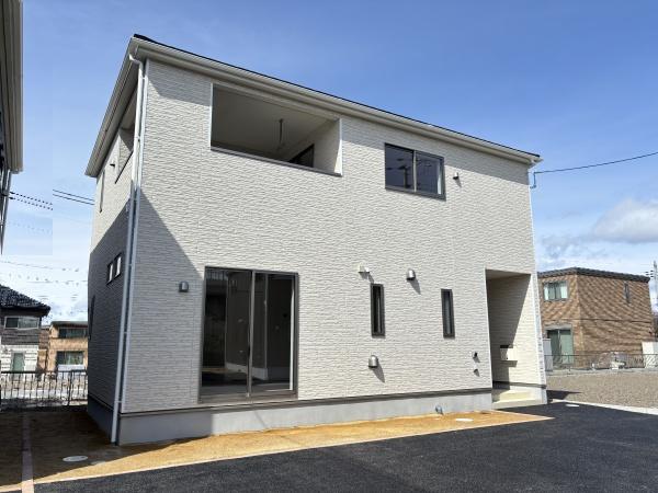 野洲市六条第１－３号棟　新築分譲住宅