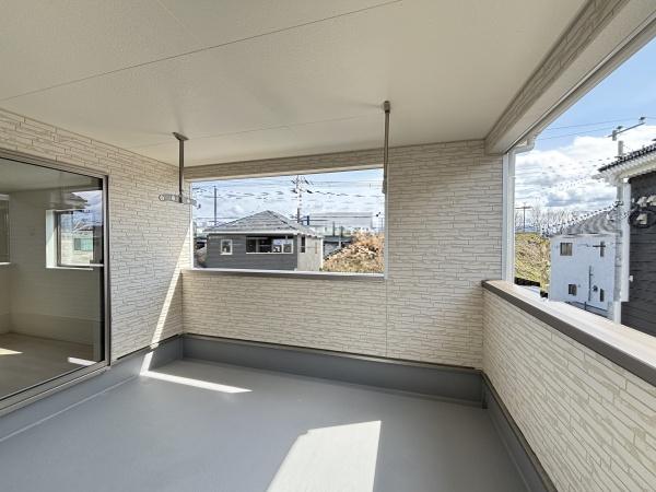 野洲市六条第１－３号棟　新築分譲住宅