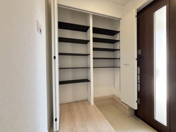 野洲市六条第１－３号棟　新築分譲住宅