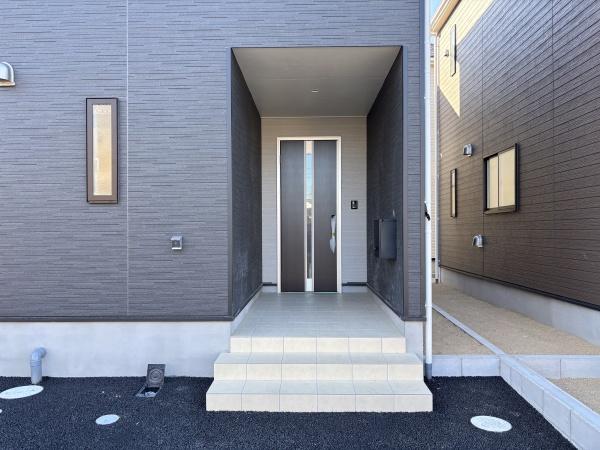 野洲市六条第１－３号棟　新築分譲住宅