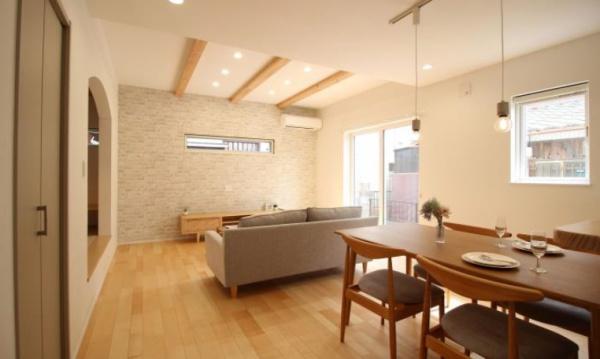 東近江市聖徳町　新築分譲住宅