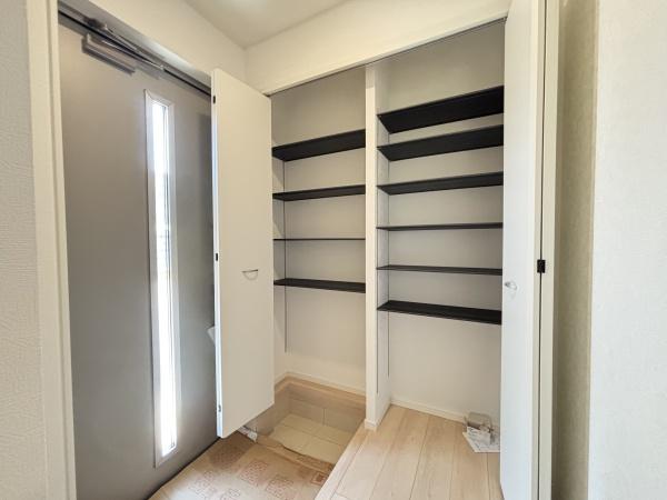 野洲市冨波甲第４　新築分譲住宅