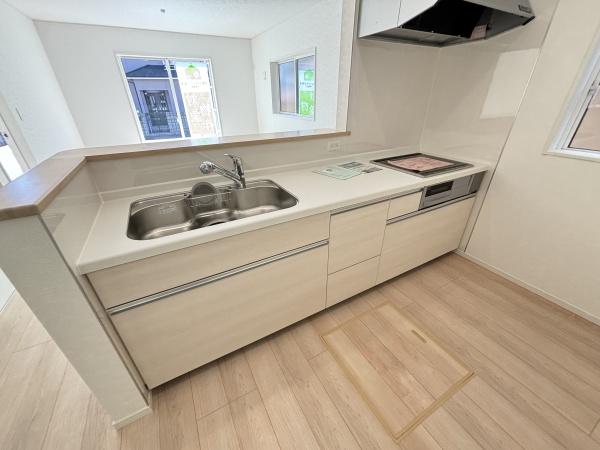 野洲市冨波甲第４　新築分譲住宅