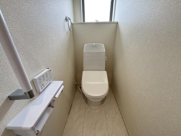 豊郷町安食南御池２号棟　新築分譲住宅