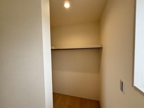 豊郷町安食南御池２号棟　新築分譲住宅