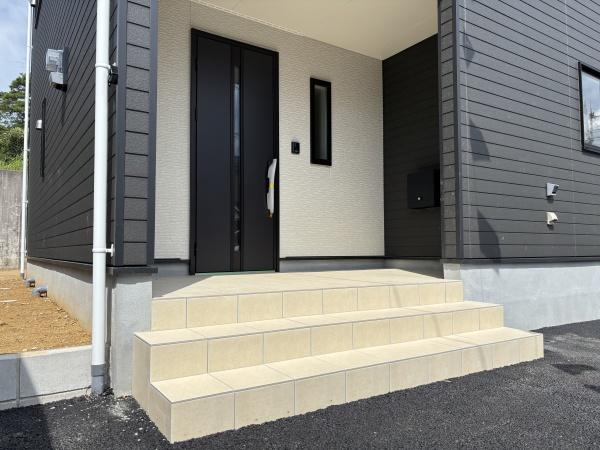湖南市北山台第３　新築分譲住宅