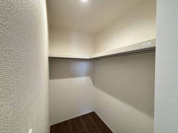 彦根市高宮町１８期－３号棟　新築分譲住宅