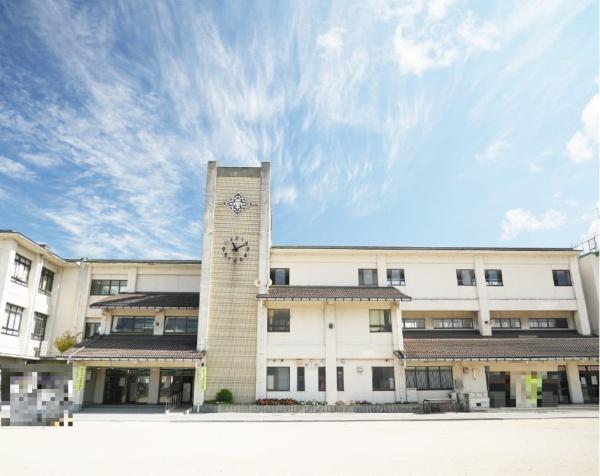 長浜市宮司町の中古一戸建て(長浜市立南郷里小学校)