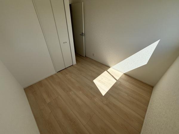 彦根市東沼波町第6-2号棟 新築分譲住宅(洋室)