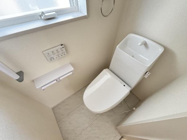 湖南市水戸町3期 新築分譲住宅(トイレ)