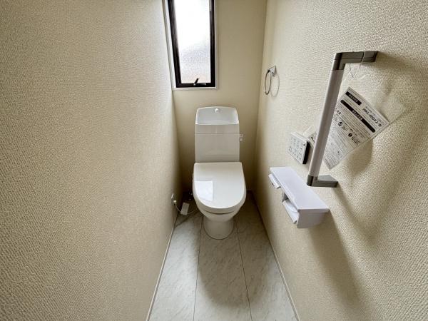長浜市新庄寺町5期3号棟 新築分譲住宅(トイレ)