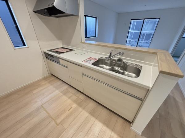 彦根市彦富町第３－１号棟　新築分譲住宅