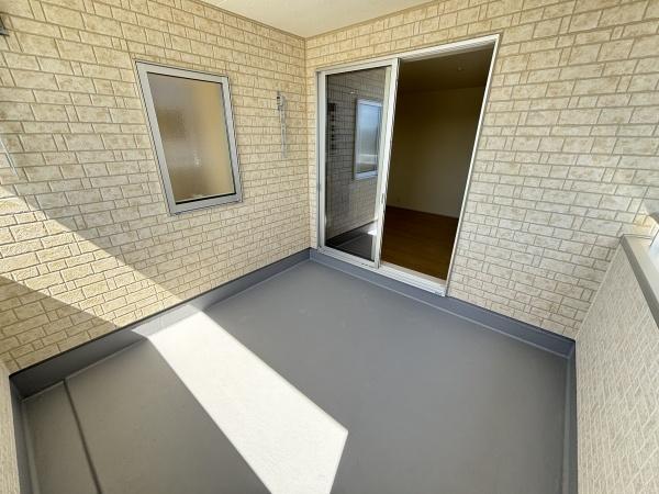 長浜市八幡中山町６期３号棟　新築分譲住宅