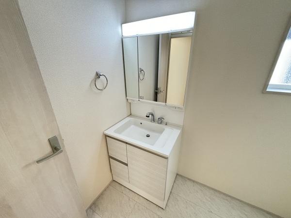 長浜市八幡中山町６期３号棟　新築分譲住宅