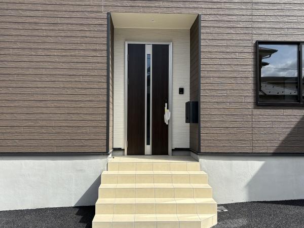 野洲市上屋第２－１号棟　新築分譲住宅