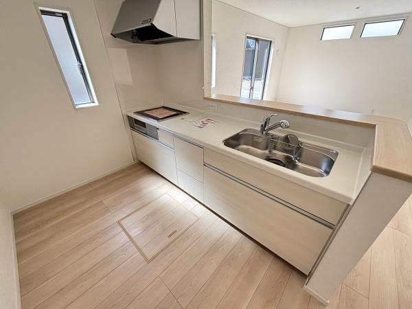 野洲市上屋第２－１号棟　新築分譲住宅